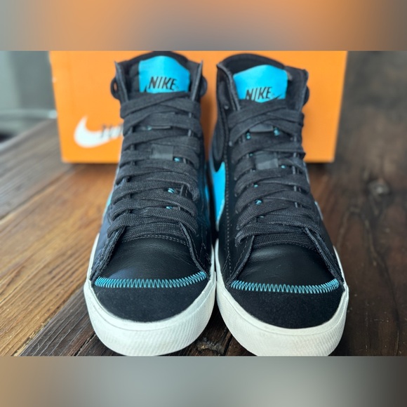 Men’s Nike Blazer MD ‘77 Jumbo (Black/Baltic Blue) Size 11.5 – Pre-Owned - Picture 4 of 10